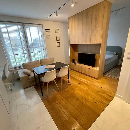 Appartamento Time&House Pileckiego Przy Centrum Onkologi I Klinice Novum Apartament Na Wylacznosc Pokoj,Sypialnia,Lozko, Lazienka,Kuchnia Varsavia Esterno foto