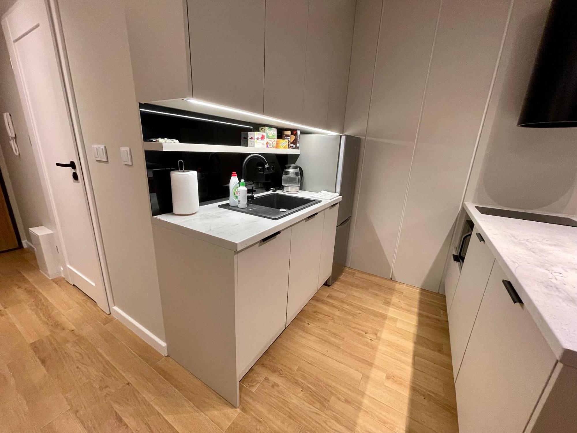 Appartamento Time&House Pileckiego Przy Centrum Onkologi I Klinice Novum Apartament Na Wylacznosc Pokoj,Sypialnia,Lozko, Lazienka,Kuchnia Varsavia Esterno foto