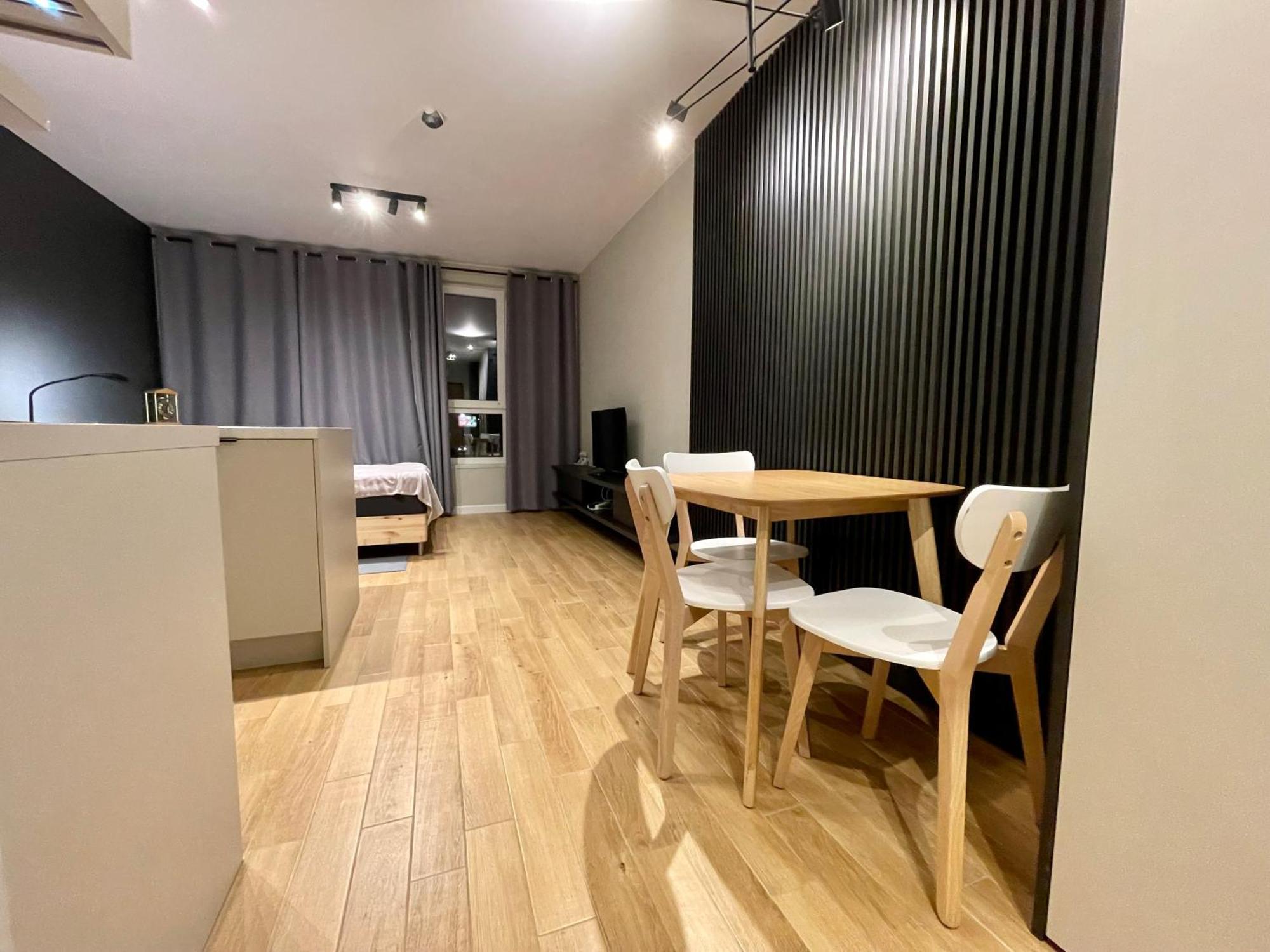 Appartamento Time&House Pileckiego Przy Centrum Onkologi I Klinice Novum Apartament Na Wylacznosc Pokoj,Sypialnia,Lozko, Lazienka,Kuchnia Varsavia Esterno foto